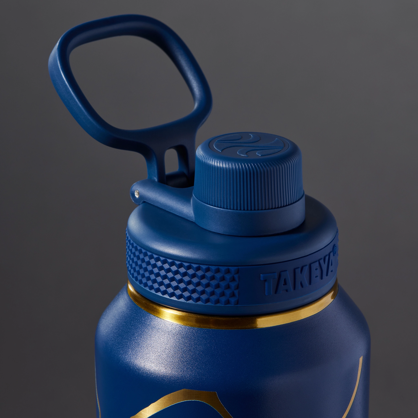 kintsugi-water-bottle-with-spout-lid-t3 51390-TK_HO25_Kintsugi_Takeya9266.png